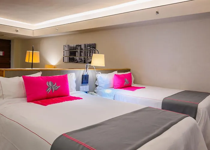 Campos Eliseos 5*