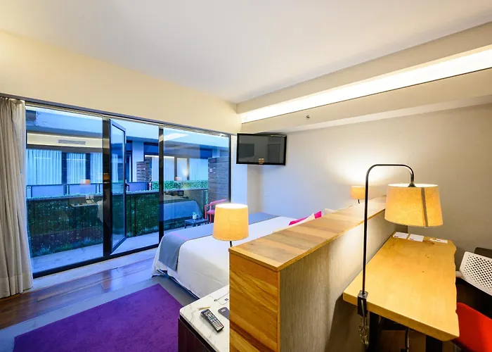 Hotel Campos Eliseos