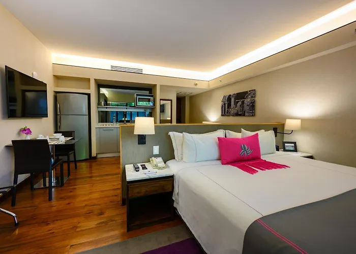 Campos Eliseos Hotel