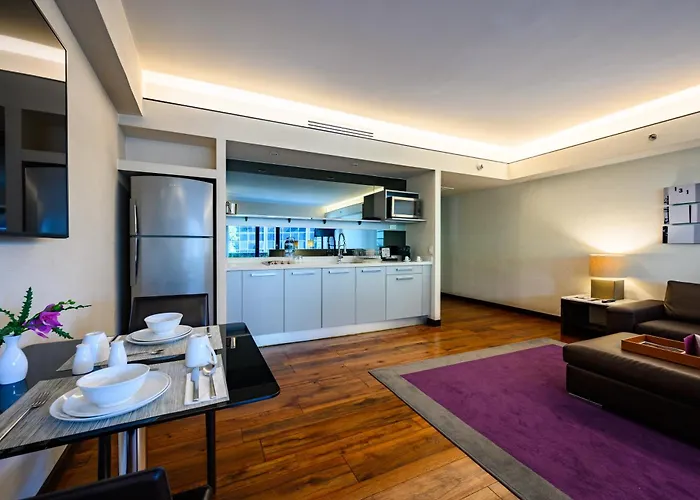 Hotel Campos Eliseos
