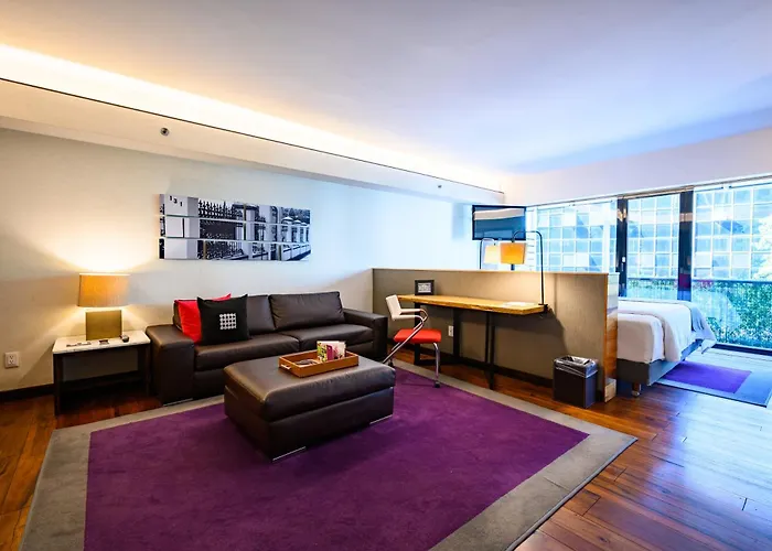 Campos Eliseos 5*