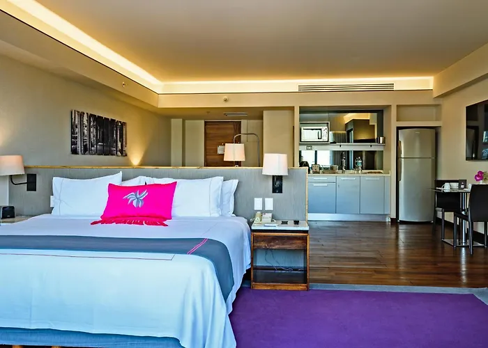 Campos Eliseos Hotel