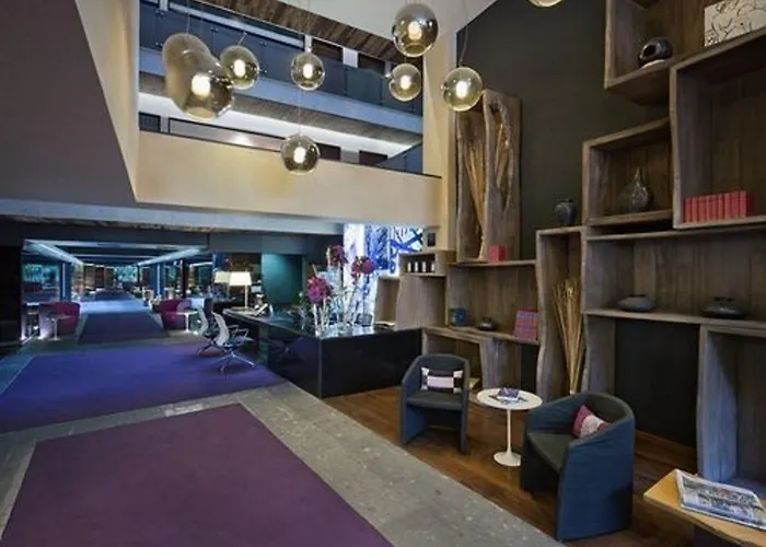 Campos Eliseos 5*