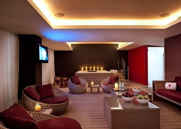 Campos Eliseos Hotel