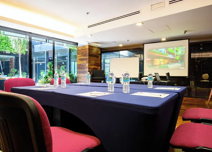 Campos Eliseos Hotel