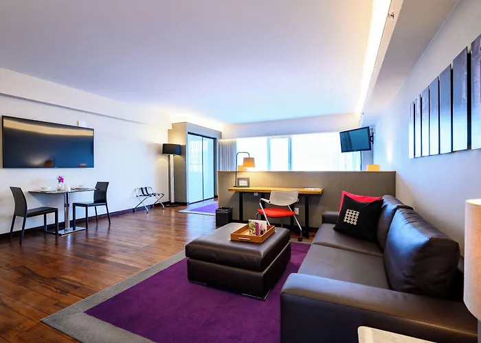 Campos Eliseos Hotel 5*